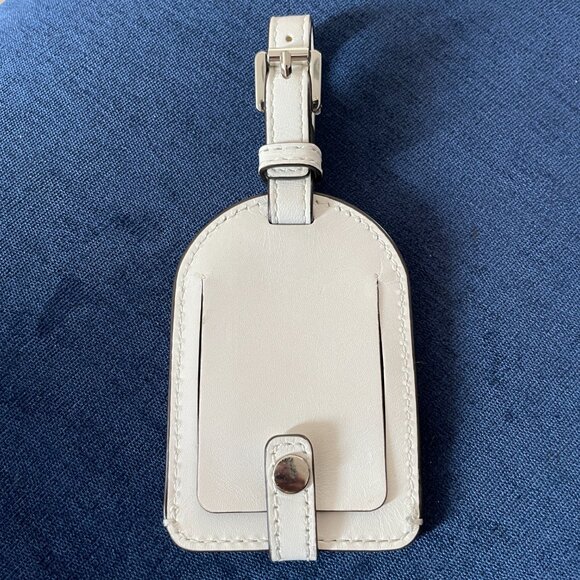 MICHAEL KORS White & Silver Flower Luggage Tag - Picture 4 of 8